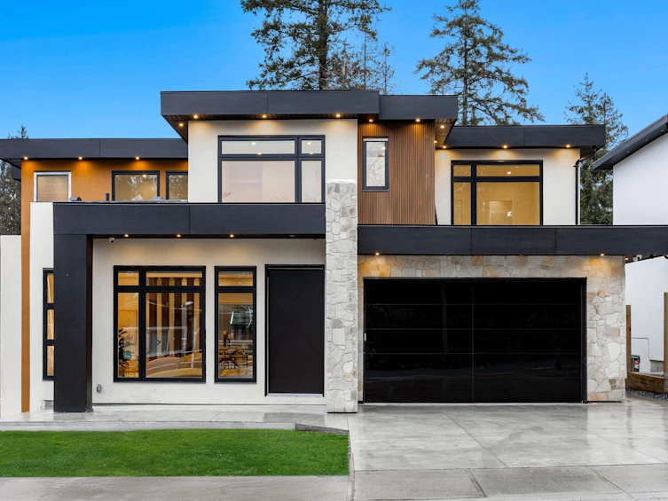 12643 106a Avenue, Surrey, BC, V3V 5K4