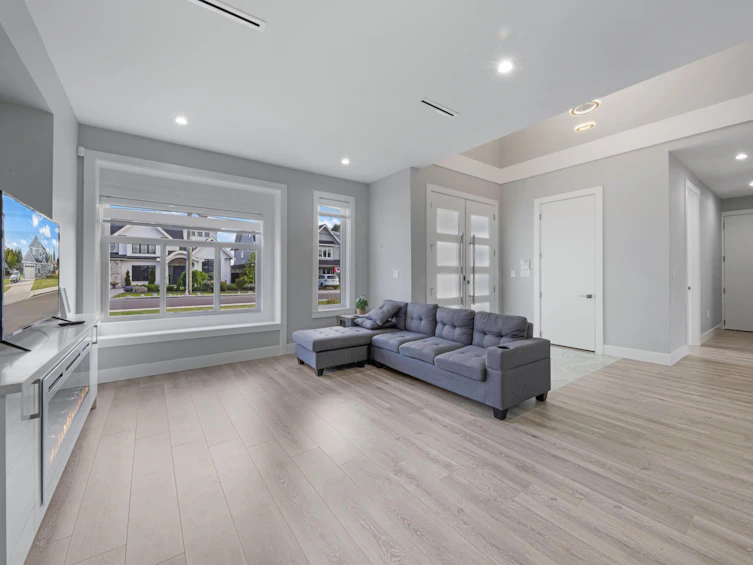 5471 52 Avenue, Delta, BC, V4K 2C6 - 6