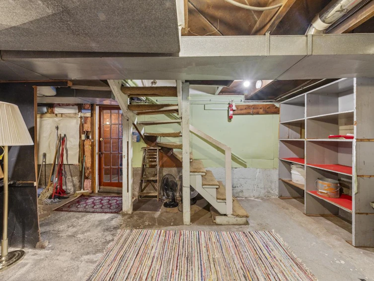 520 Salsbury Drive, Vancouver, BC, V5L 3Z7 - 27