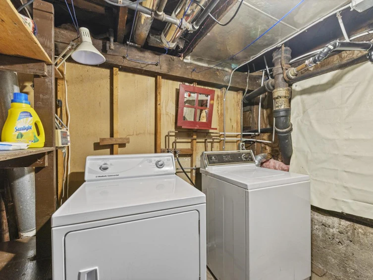520 Salsbury Drive, Vancouver, BC, V5L 3Z7 - 28
