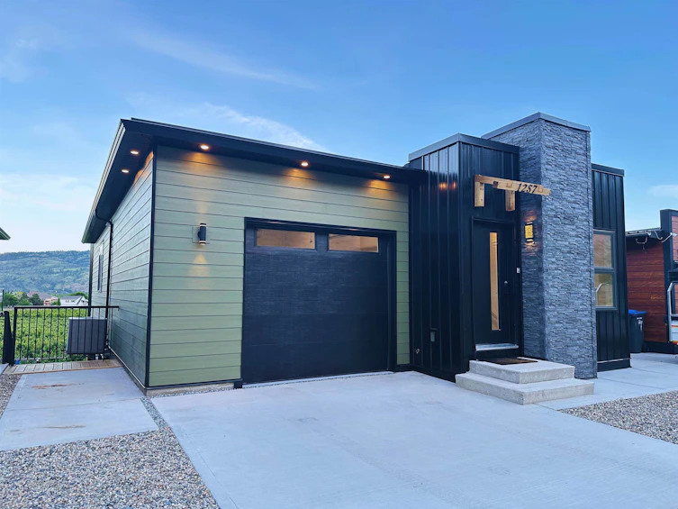 1257 Copper Road, Oliver, BC, V0H 1T5