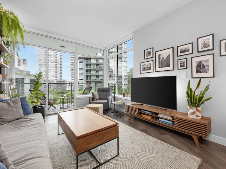 506-3557 Sawmill Crescent, Vancouver, BC, V5S 0E2 - 2