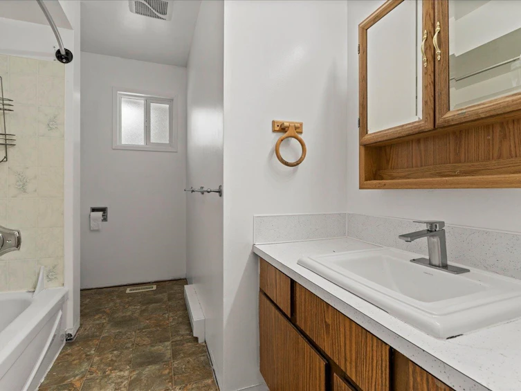 598 Thacker Avenue, Hope, BC, V0X 1L0 - 18