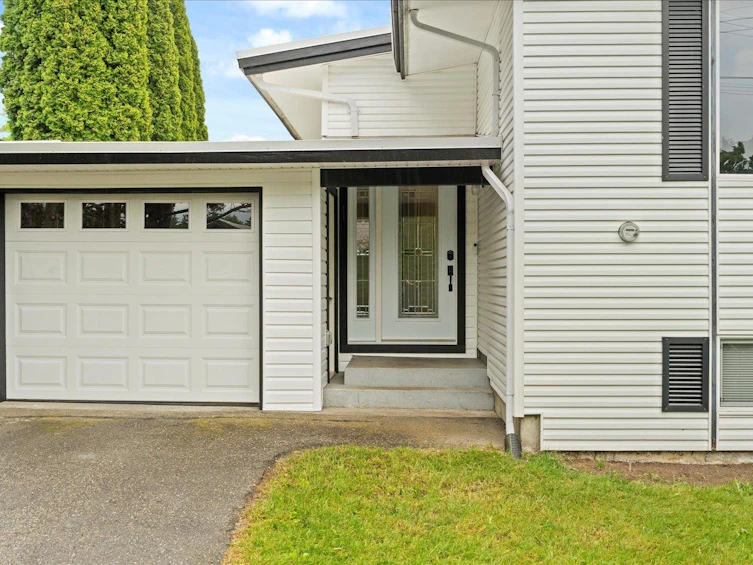 598 Thacker Avenue, Hope, BC, V0X 1L0 - 3