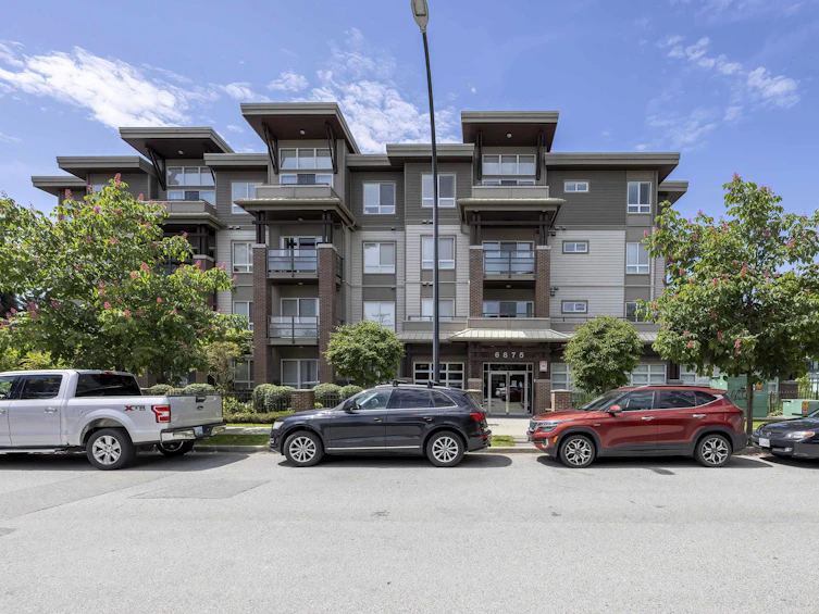 401-6875 Dunblane Avenue, Burnaby, BC, V5J 0G6 - 2