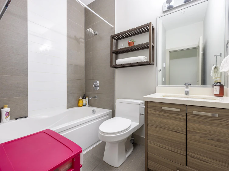 401-6875 Dunblane Avenue, Burnaby, BC, V5J 0G6 - 18
