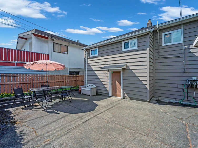 3278 Parker Street, Vancouver, BC, V5K 2V8 - 26