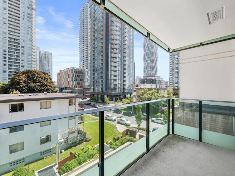 401-6463 Silver Avenue, Burnaby, BC, V5H 0K4 - 13