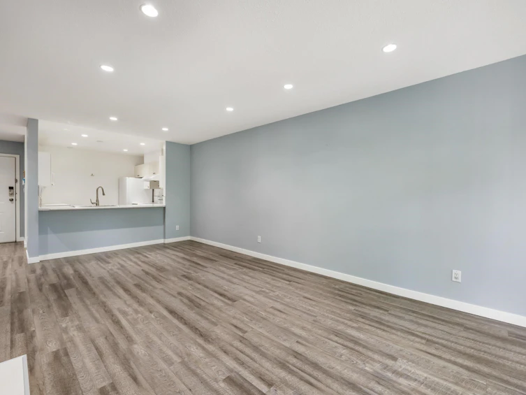 318-15150 108 Avenue, Surrey, BC, V3R 0V1 - 9