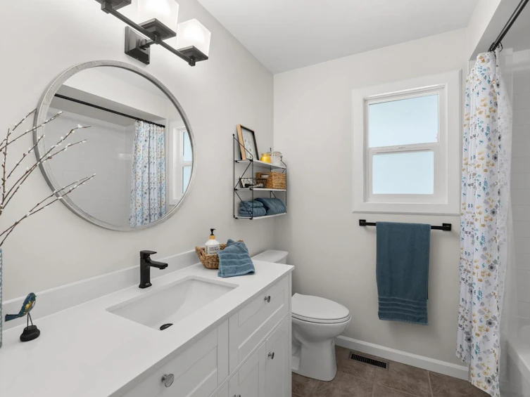 2223 Mountain Drive, Abbotsford, BC, V3G 1E2 - 22