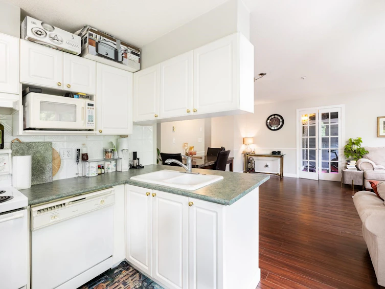 212-13733 74 Avenue, Surrey, BC, V3W 1B8 - 12