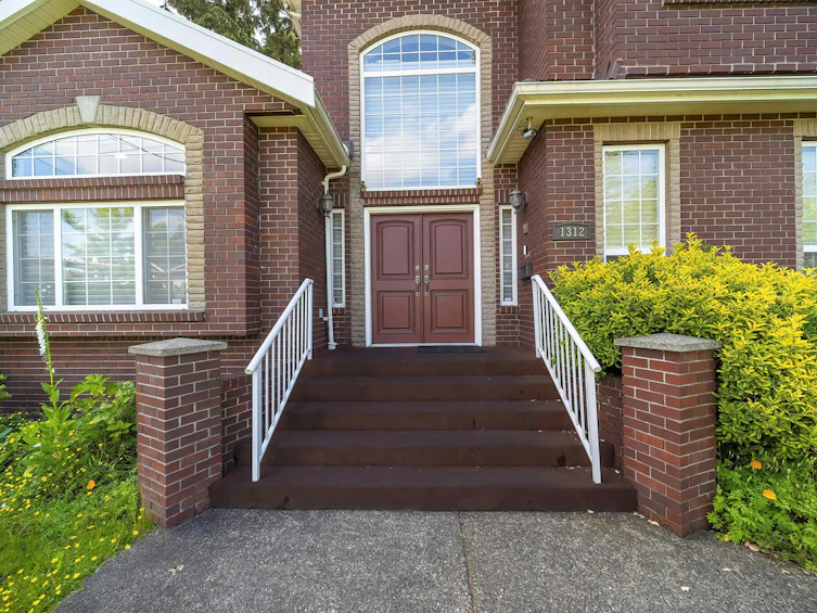 1312 Tenth Avenue, New Westminster, BC, V3M 3H9 - 2