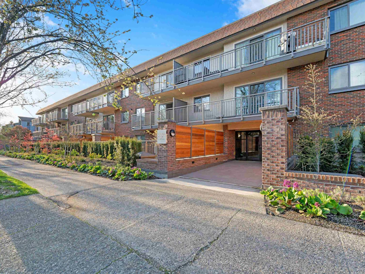 215-2121 W 6th Avenue, Vancouver, BC, V6K 1V5 - 31