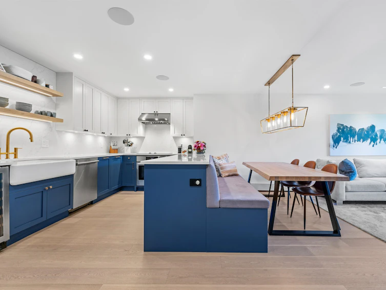 215-2121 W 6th Avenue, Vancouver, BC, V6K 1V5 - 5
