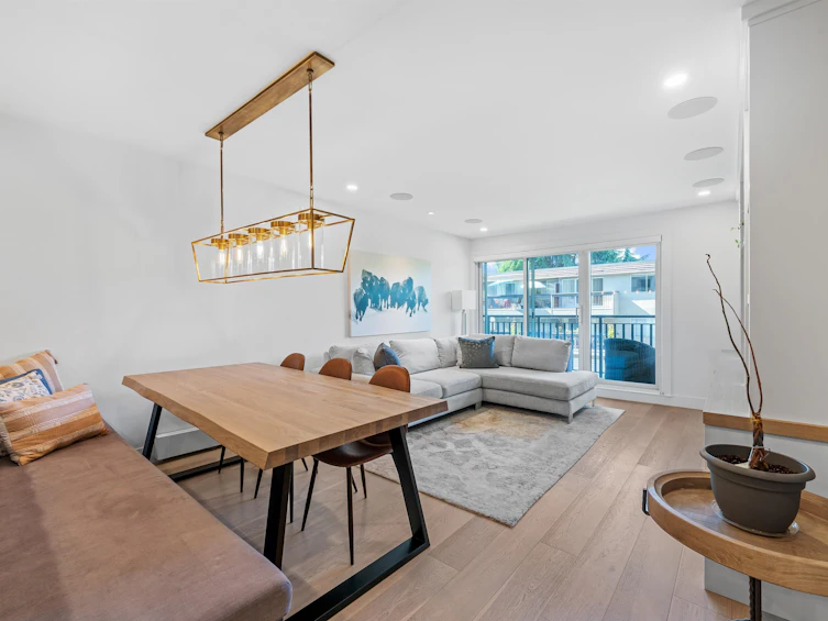 215-2121 W 6th Avenue, Vancouver, BC, V6K 1V5 - 9
