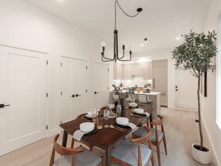 1071 Semlin Drive, Vancouver, BC, V5L 2N6 - 6