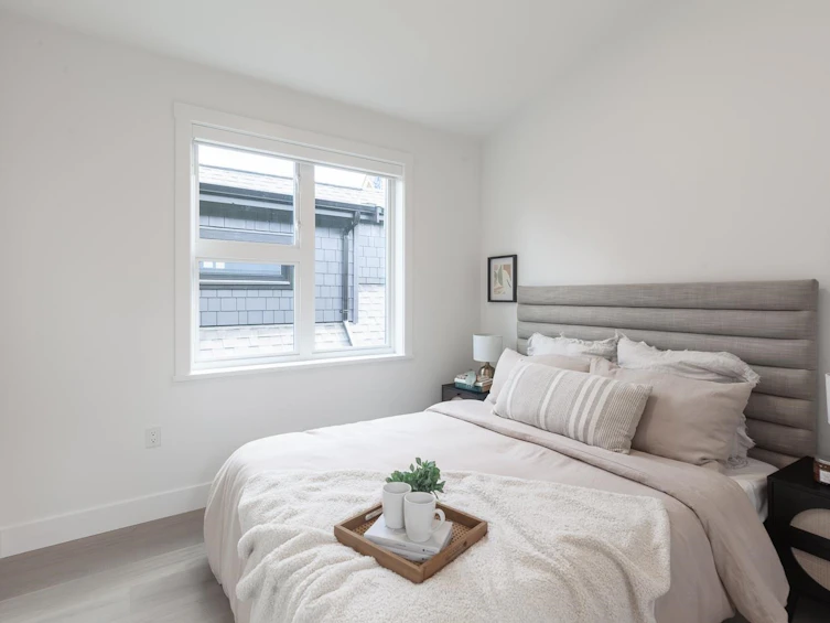 1071 Semlin Drive, Vancouver, BC, V5L 2N6 - 17