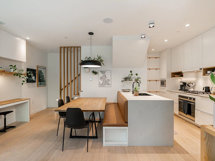 531 E 17th Avenue, Vancouver, BC, V5V 1B4 - 8
