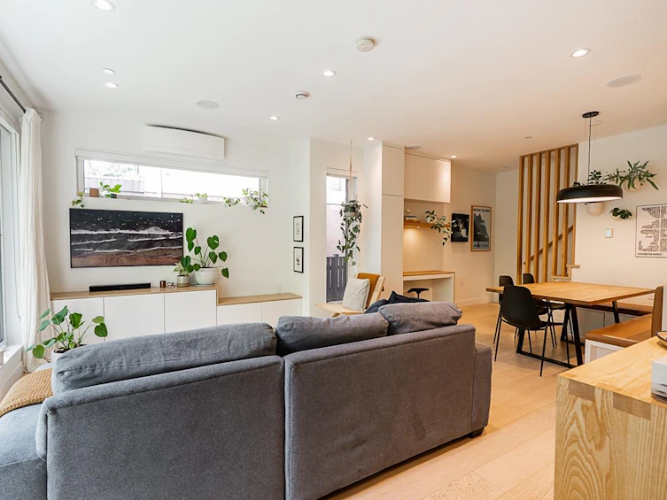 531 E 17th Avenue, Vancouver, BC, V5V 1B4 - 5
