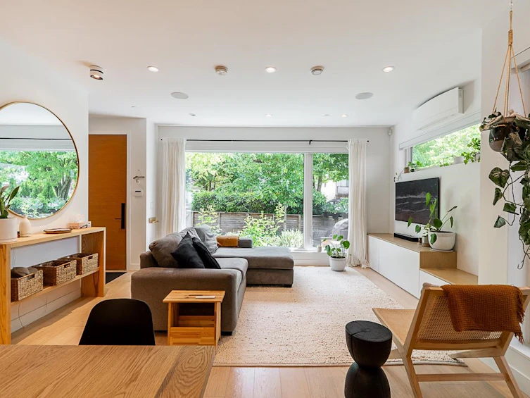 531 E 17th Avenue, Vancouver, BC, V5V 1B4 - 7
