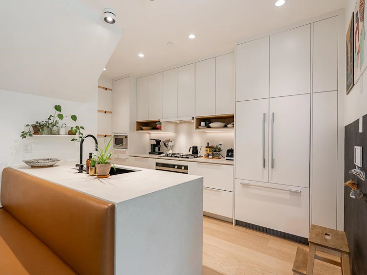 531 E 17th Avenue, Vancouver, BC, V5V 1B4 - 11