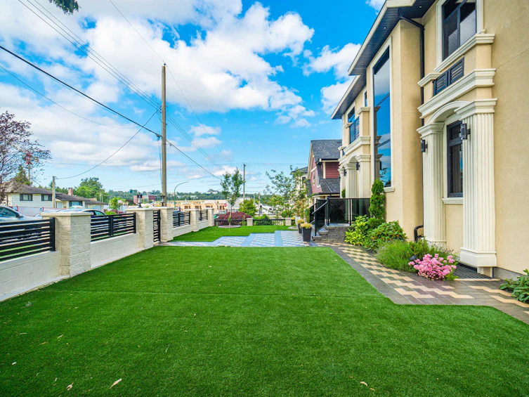 4949 Fulwell Street, Burnaby, BC, V5G 1P1 - 2