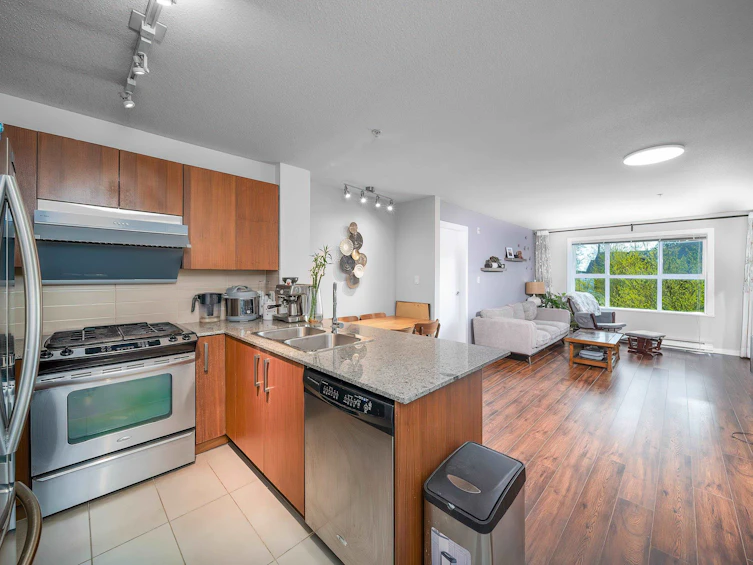 214-5885 Irmin Street, Burnaby, BC, V5J 0C2 - 4