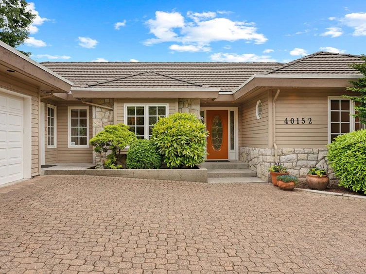40152 Bill's Place, Squamish, BC, V8B 0A6 - 36