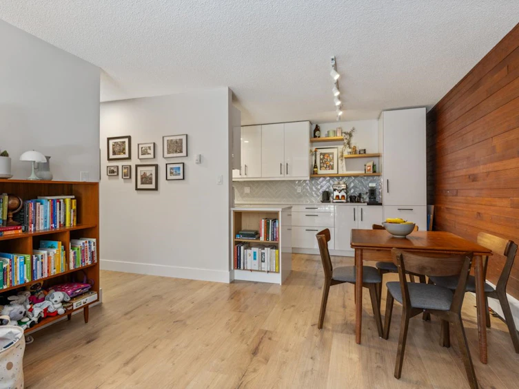 309-319 E 7th Avenue, Vancouver, BC, V5T 1M9 - 9