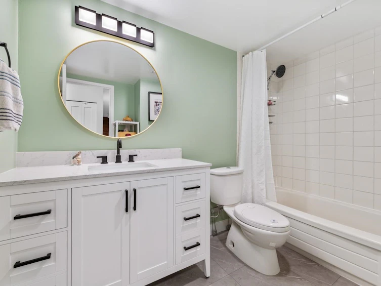 309-319 E 7th Avenue, Vancouver, BC, V5T 1M9 - 18