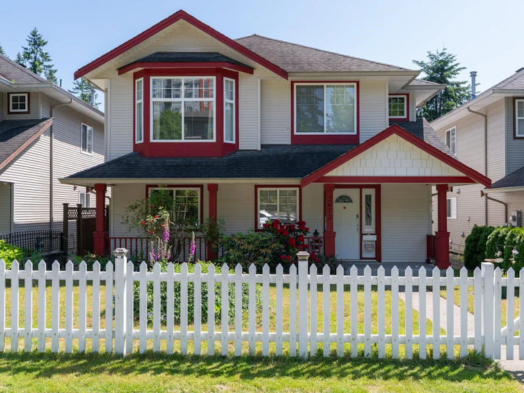 2672 Lincoln Avenue, Port Coquitlam, BC, V3B 8E5