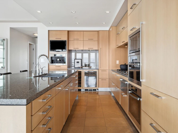 1701-5989 Walter Gage Road, Vancouver, BC, V6T 0A8 - 5