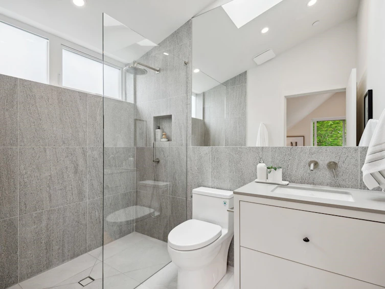 1-4748 Argyle Street, Vancouver, BC, V5N 3X8 - 31