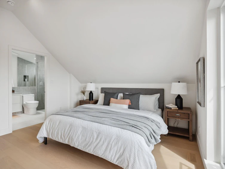2-4748 Argyle Street, Vancouver, BC, V5N 3X8 - 29