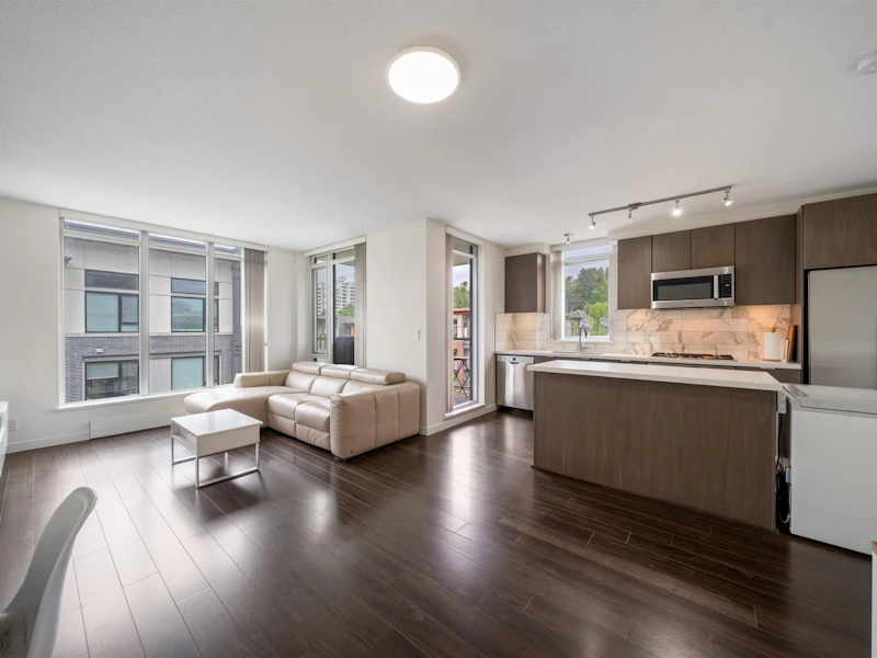 402 - 3162 Riverwalk Avenue, Vancouver BC