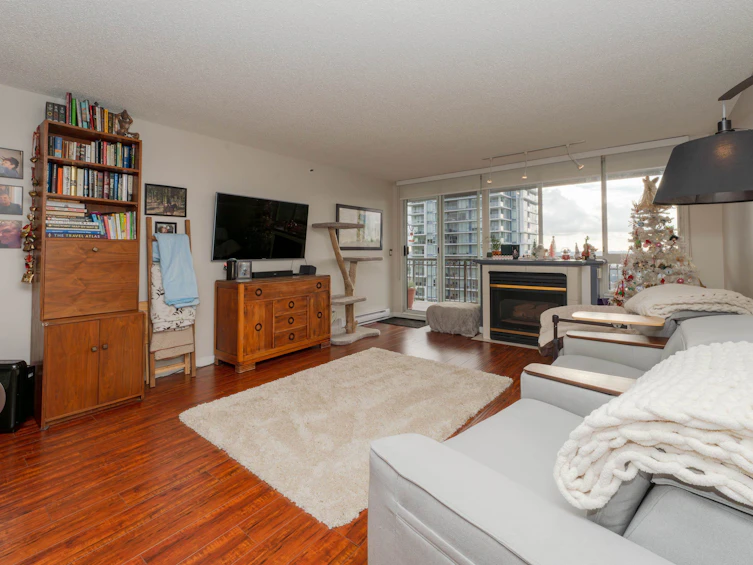 1901-551 Austin Avenue, Coquitlam, BC, V3K 6R7 - 4