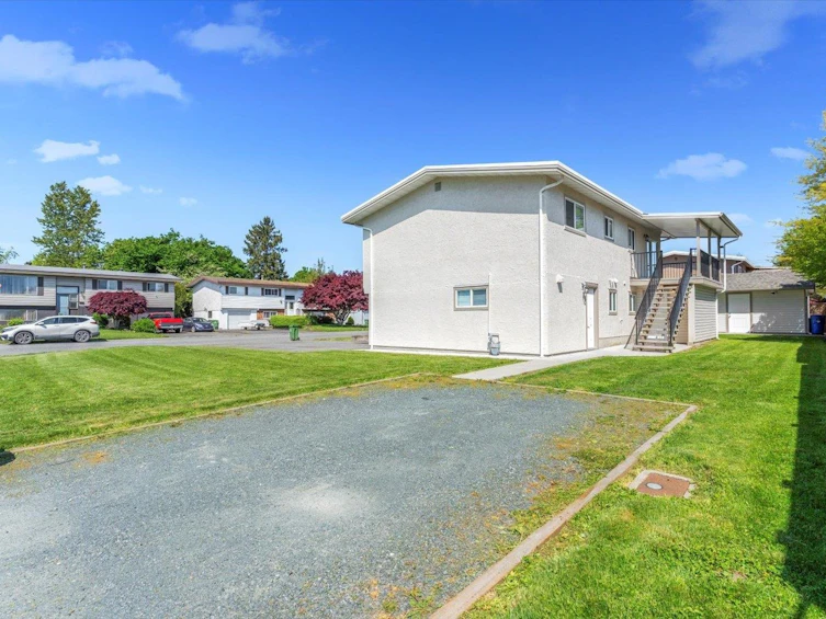8780 Baker Drive, Chilliwack, BC, V2P 7H2 - 30