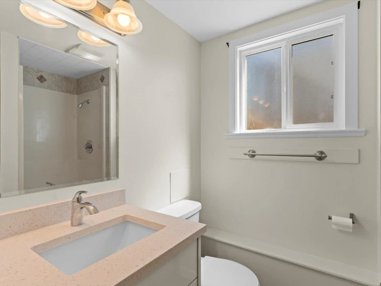 8780 Baker Drive, Chilliwack, BC, V2P 7H2 - 26