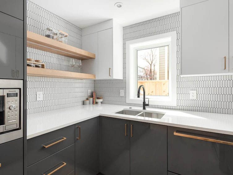 1071 E 22nd Avenue, Vancouver, BC, V5V 1W2 - 10
