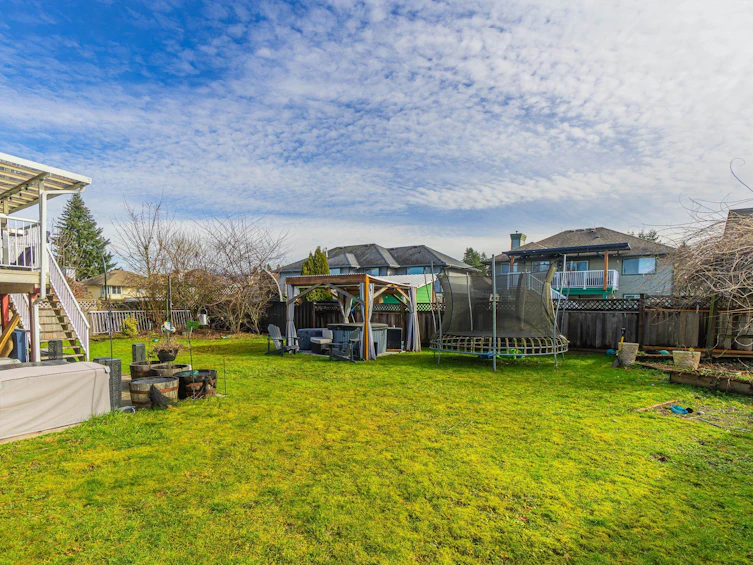 12070 204b Street, Maple Ridge, BC, V2X 1A9 - 35