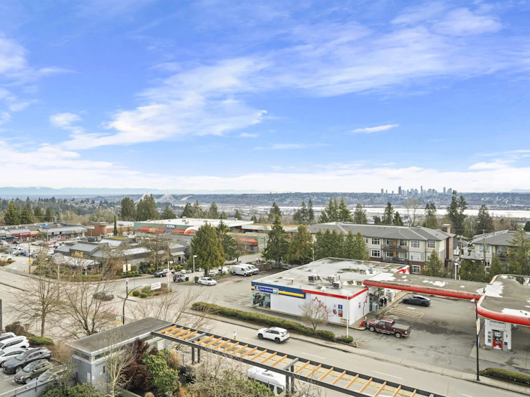 701-958 Ridgeway Avenue, Coquitlam, BC, V3K 0C5 - 4