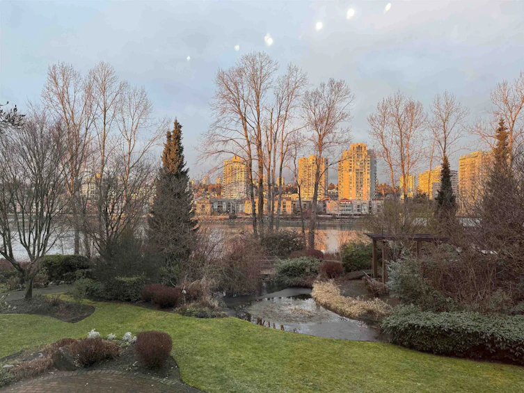 208-83 Star Crescent, New Westminster, BC, V3M 6X8 - 20