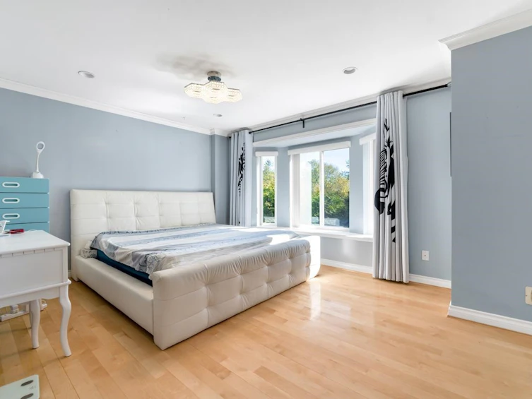 6030 Elgin Avenue, Burnaby, BC, V5H 3S4 - 6