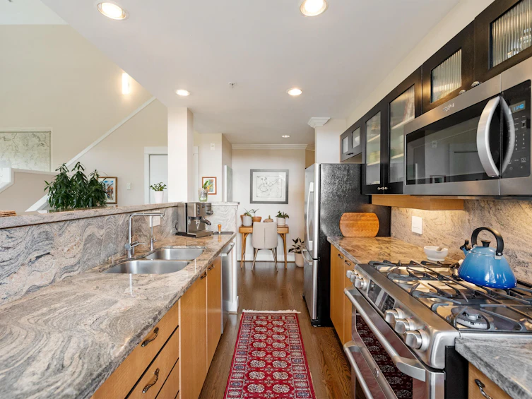 208-1811 W 16th Avenue, Vancouver, BC, V6J 2M3 - 14