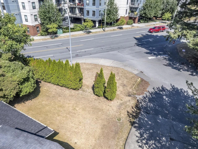 2551 Adelaide Street, Abbotsford, BC, V2T 3L9 - 39