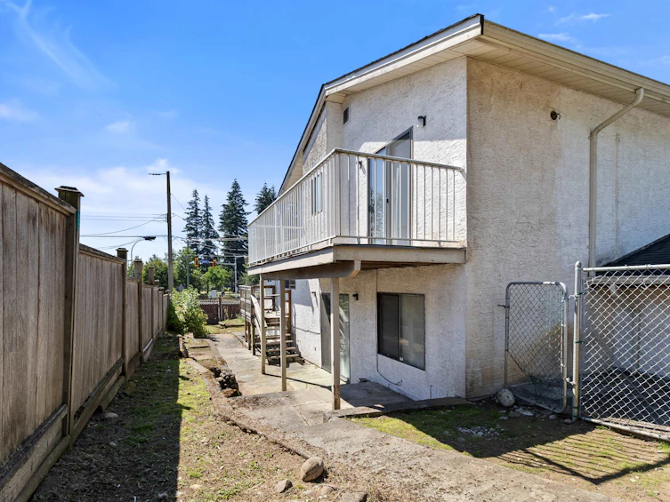 2551 Adelaide Street, Abbotsford, BC, V2T 3L9 - 33