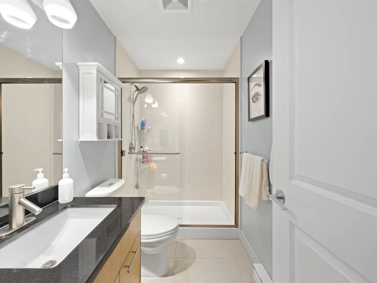 214-2970 King George Boulevard, Surrey, BC, V4P 0E6 - 9