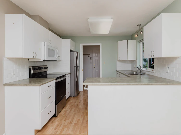 5078 Bay Road, Sechelt, BC, V7Z 0E9 - 8