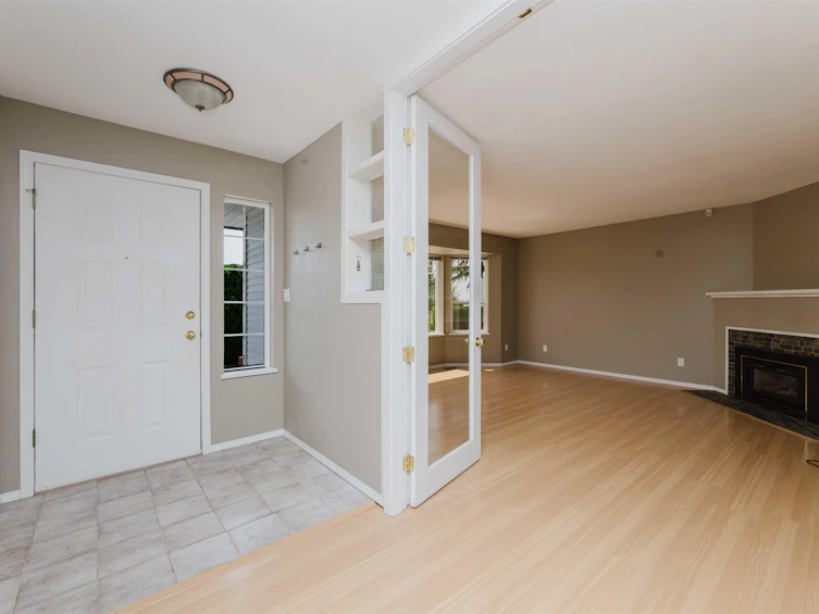 5078 Bay Road, Sechelt, BC, V7Z 0E9 - 4