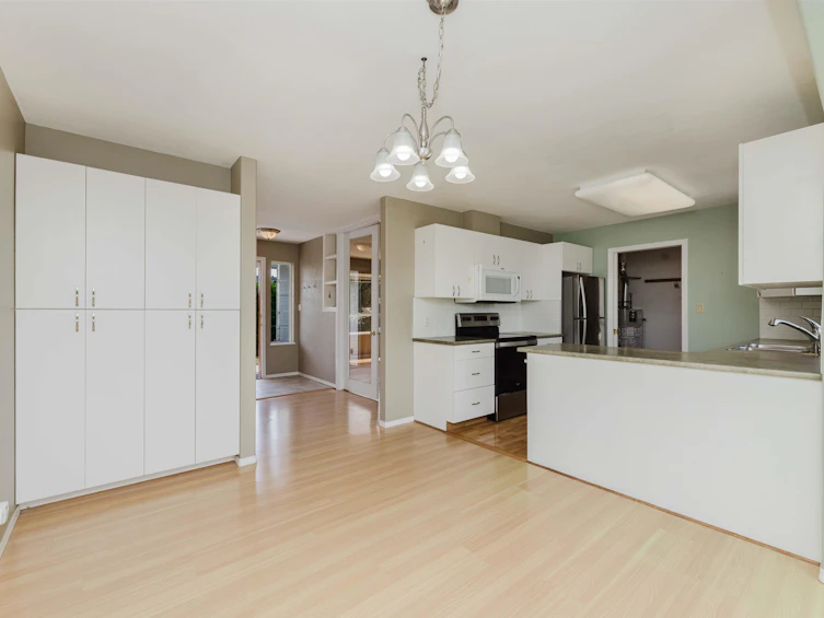 5078 Bay Road, Sechelt, BC, V7Z 0E9 - 7